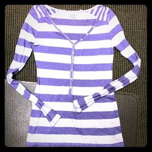 Two tone purple vintage Henley top
